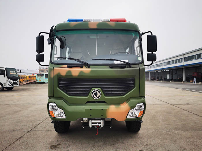 國六EQ6820ZT6D型東風六驅越野客車